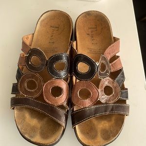 Think sandals brown woman's 38 8